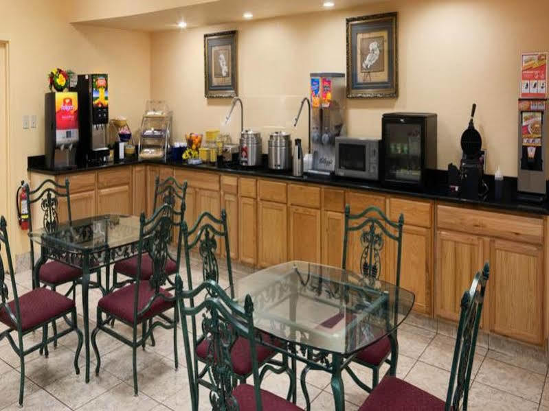 Days Inn By Wyndham Shelby Dış mekan fotoğraf